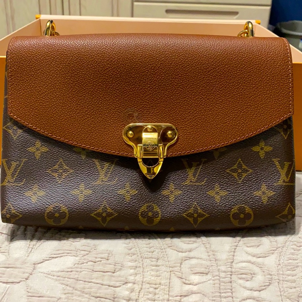 Louis Vuitton crossbody
